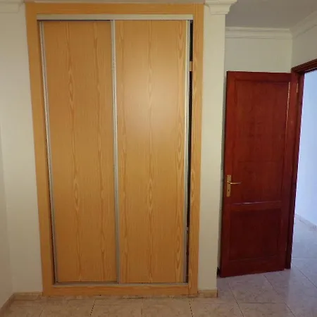 Juncos 402 Apartment *