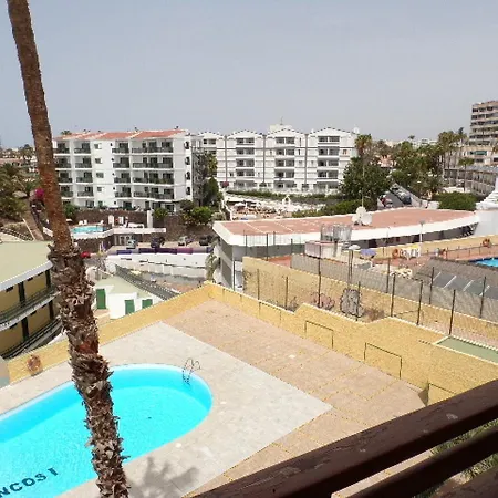 Juncos 402 * Playa del Ingles (Gran Canaria)