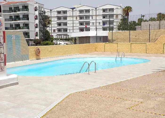 Juncos 402 * Playa del Ingles (Gran Canaria)