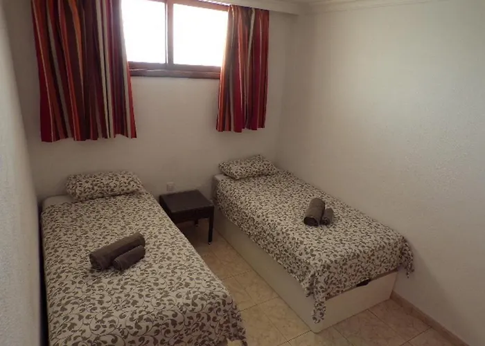 Apartment Juncos 402 *